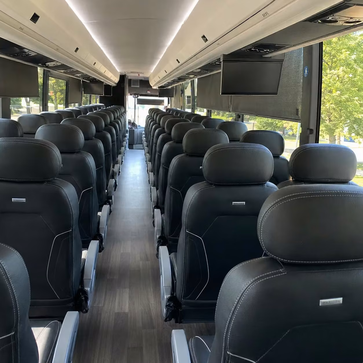 canton airport transfer shuttle bus services