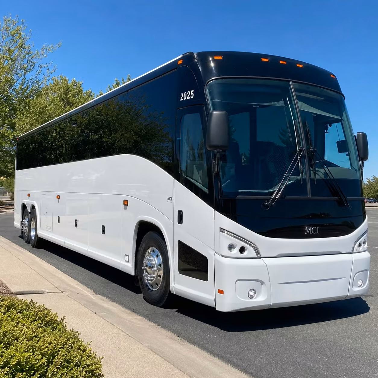 long distance bus rental pricing for canton groups is available right now no waiting no callbacks