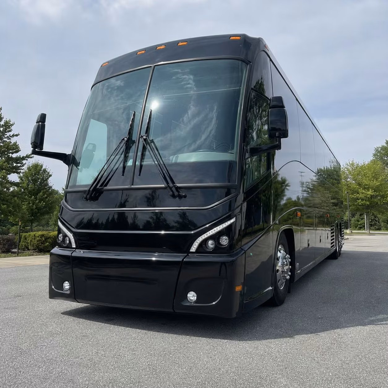 sports team fan charter bus rentals in canton